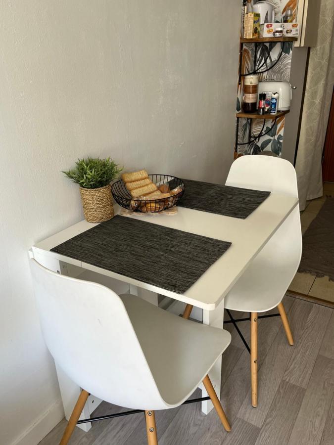 Au Coeur Du Centre Ville De La Rochelle Au Calme Avec Stationnement Gratuit Luaran gambar